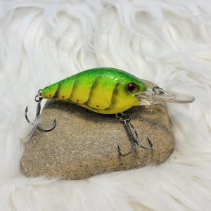 Fighting Craw Crankbait, custom painted fishing lure. Bass fishing, custom lures. Great Gift.