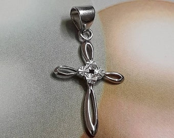 Diamond Cut Design Cross Pendant