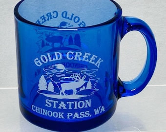 Gold Creek Station 12 Oz Blue Glass Mug Chinook Pass WA Elk & Forest Scene