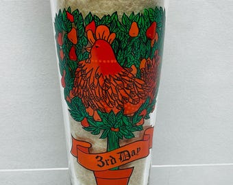 TS&T 12 Days Of Christmas 16 Oz Glass 3rd Day "Three French Hens" 6.25"