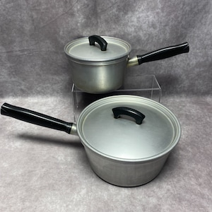 Vintage Wear-Ever Aluminum Saucepan Set No. 721 & 722 with Lids