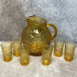 Mid Century Honey Gold Milano Anchor Hocking Ball Krug mit 6 Saftgläsern