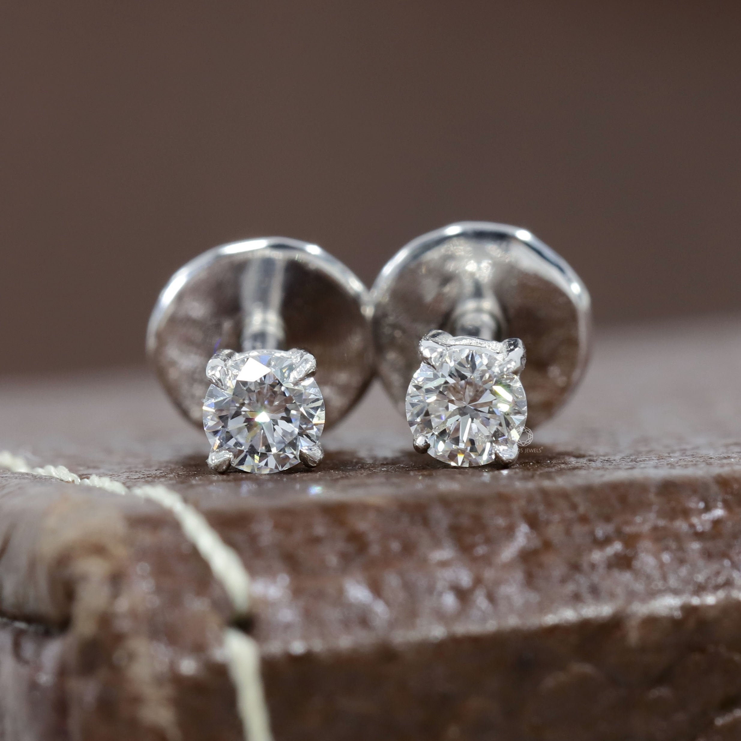0.20TCW Real Round Cut Diamond Hoop Earring In 14k White Gold 0.20TCW Real Round Cut Diamond Hoop Earring In 14k White Gold