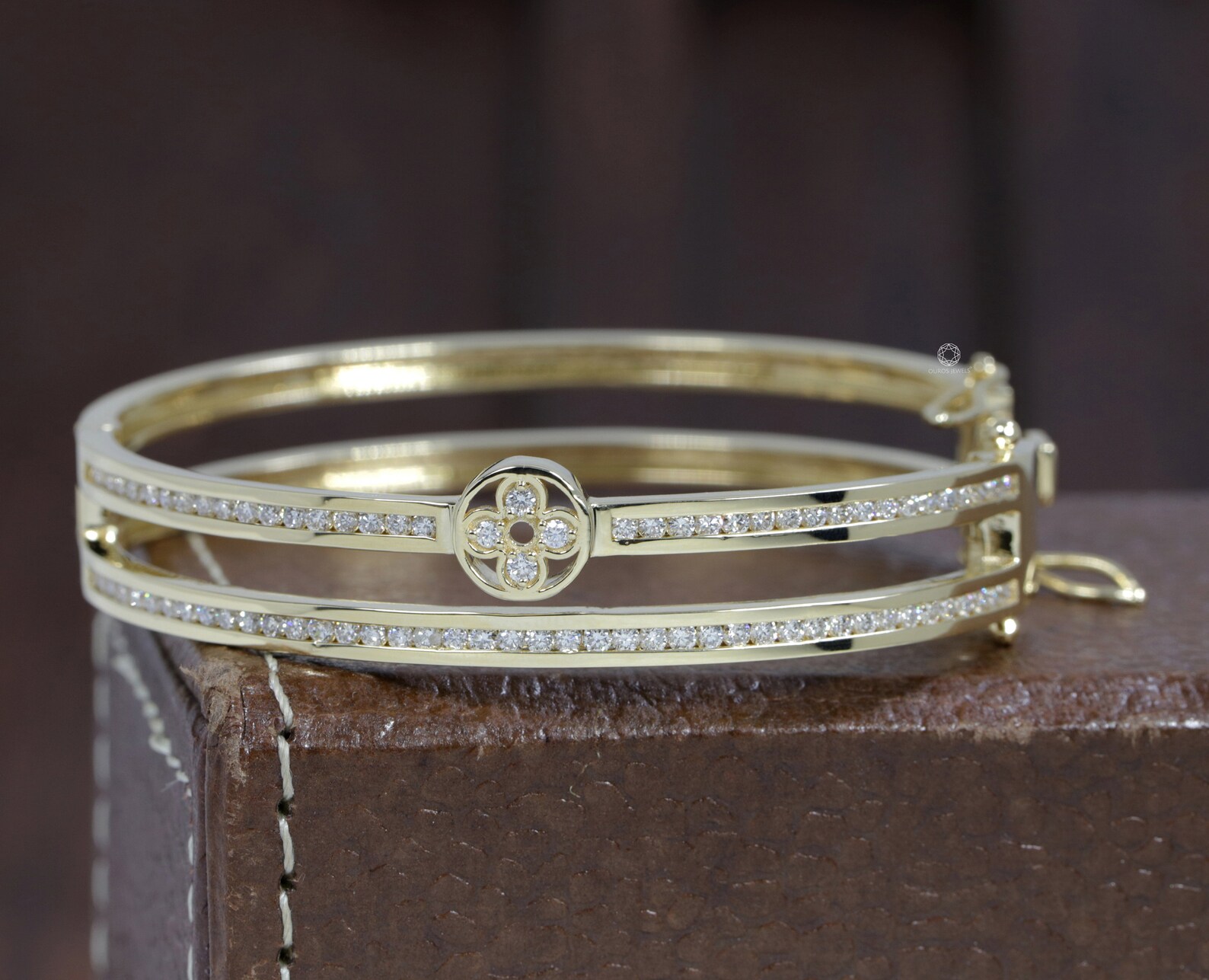 14K Solid Gold Bangle Bracelet/ Round Labgrown Diamond Etsy