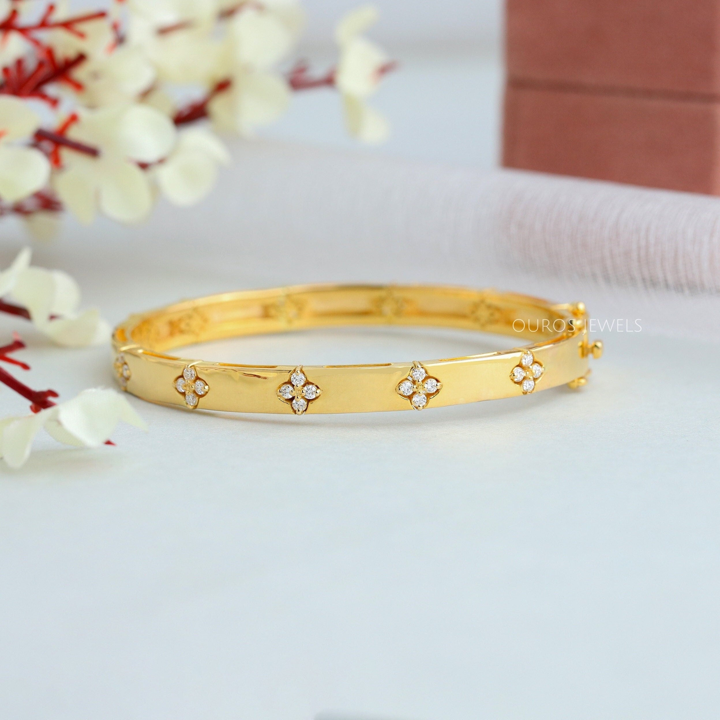 Gold Bangle Bracelet, Yellow Mixed Metals Beaded, Mixed Metal, Flower, –  Five Star Jewelry Brokers