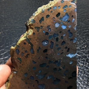 Amygdaloide Achat Unpolierte Scheibe 90x59x6 mm