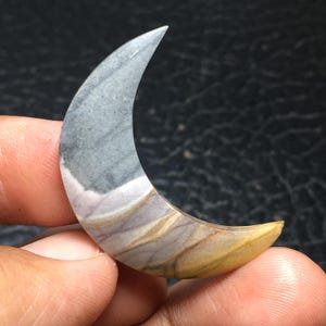 Bilder Jaspis Halbmond Form Cabochon 35x11x4 mm
