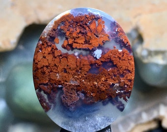 Röd Mossagat Cabochon 32x26x5 mm