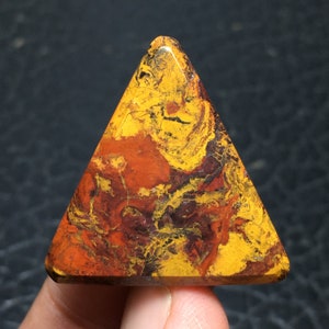 Multicolor Jaspis Achat Cabochon 27x25x5 mm