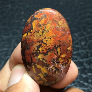 Bicolor Jaspis Cabochon 36x22x7 mm