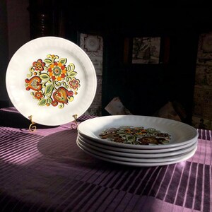 Vintage English Ironstone Pottery ‘Tanya’ Dinner Plates - Set of 6 Dinner Plates - Vintage English Ironstone - Dinner Plates - 70s Plates