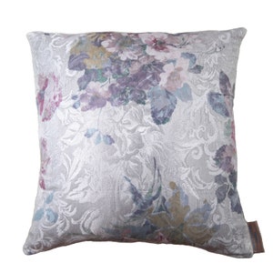 White Pink Floral Pillow Cover -  Floral throw pillow - Traditional Decor - Classic Decor - Floral accent pillow cover - 18x18 pillow cover