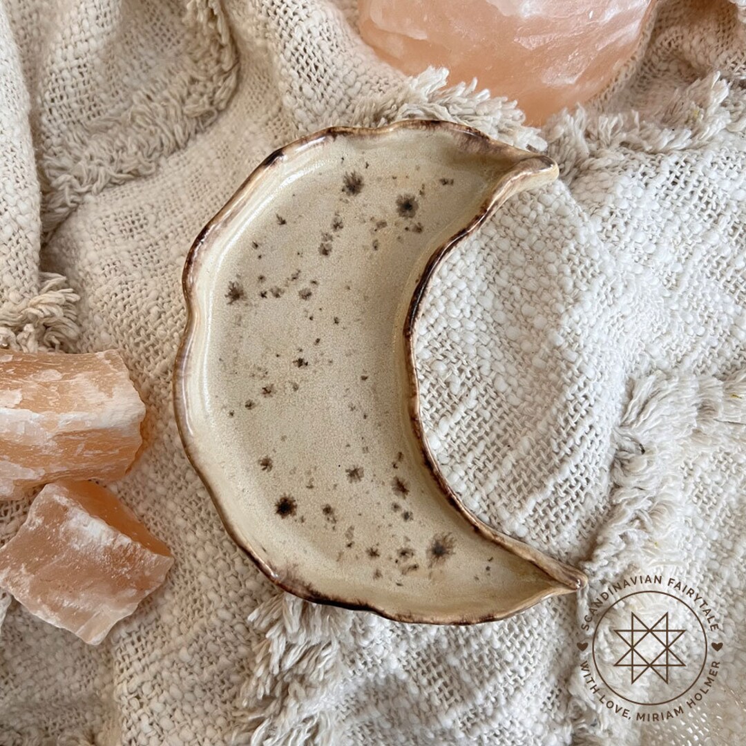Hand Sculpted Moon Dish for Jewelry, Crystals, Incense & Cosy Decor - Etsy
