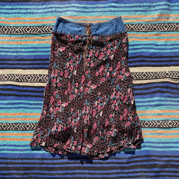 Vintage 1990’s Floral Prairie Skirt, Denim and Leather Tie Waistband, 30” Waist, Ditsy Western Floral Summer Skirt