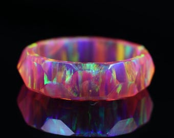 Anillo de ópalo facetado rosa sólido, anillo de ópalo, anillo de compromiso de ópalo raro de grado AAA, hermosa banda de ópalo para la piedra natal de octubre, el mejor regalo