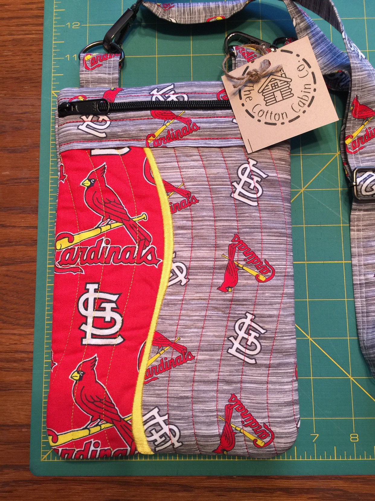 St. Louis Cardinals Baseball Fabric Quilted Cross-body Purse, 9 1/2 x 6 Cotton Fabric Purse, Cardinals Logo, Fully Lined Zipper Closure