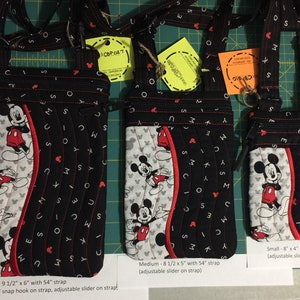 Borsa a tracolla trapuntata Disney Mickey Mouse, 3 misure di borsa in tessuto di cotone trapuntato, completamente foderata - Orecchie di Topolino