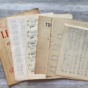 Confezione da 50 fogli di spartiti musicali vintage. Diversi tipi, molto vintage e strumenti diversi, effimeri musicali.