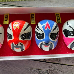 Set of 8 Chinese Opera Masks Small Masks Miniature Vibrant Colours in ...