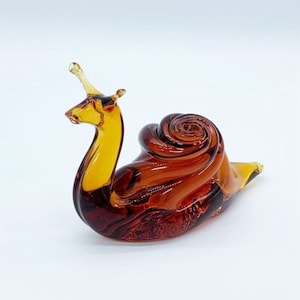 Vintage Hand Blown Art Glass Amber Snail Paperweight/ Figurine, Collectible, Unmarked