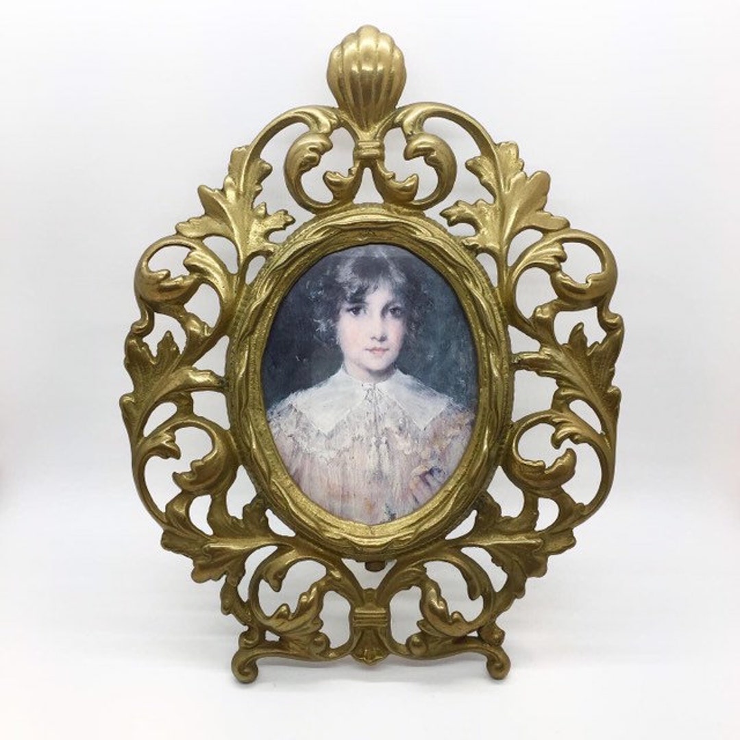 Antique Vintage Gilded Cast Iron Ornate Scroll Oval Picture Frame With ...