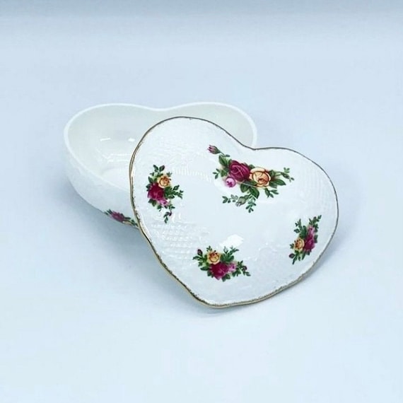 Royal Albert Old Country Roses Bone China Heart Trinket Box