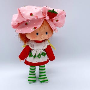 1979 American Greetings / Kenner Strawberry Shortcake Doll Herself, Remoable Clothing and Hat