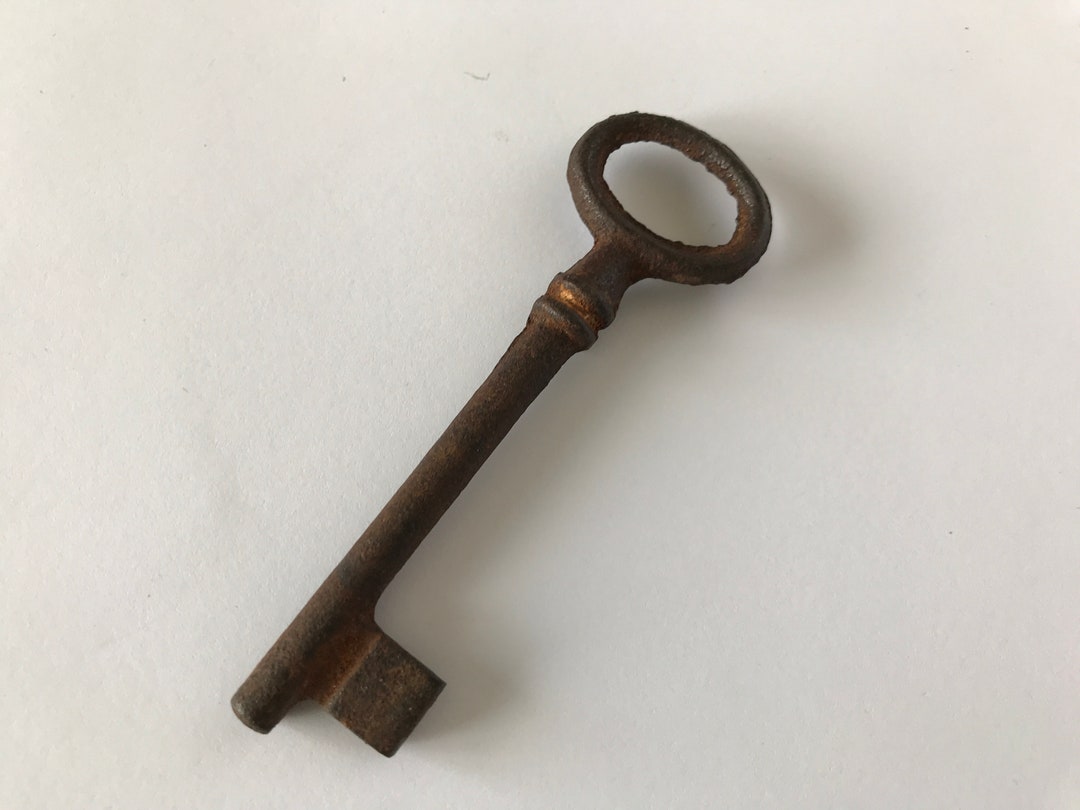 Vintage Door Key, Antique Key, Primitive Key, Large Iron Skeleton Key, Retro Farmhouse Decor