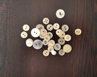 Mother-of-pearl buttons, Vintage buttons, Set of 30 mother-of-pearl buttons, Small pearl buttons, Different sizes buttons, Natural product