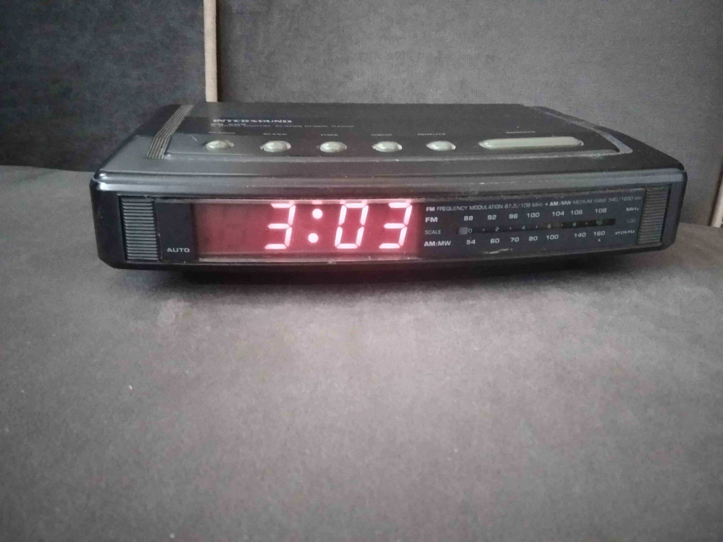 Vintage Radio and Clock, Vintage Alarm Clock, Electronic Clock Radio