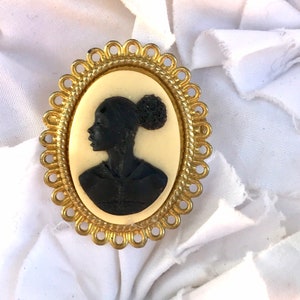Small Gold Black and Ivory Cameo Brooch