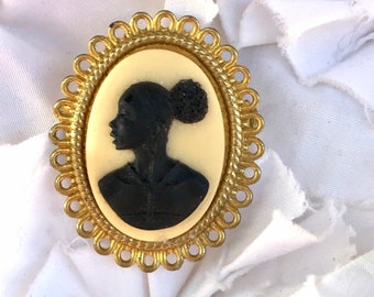 Small Gold Black and Ivory Cameo Brooch