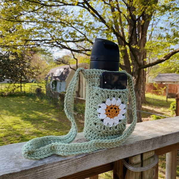 Crochet Bottle Sling with Pocket | Bottle Carrier | Water Bottle Holder | Water Bottle Accessories | Hydroflask Carrier |