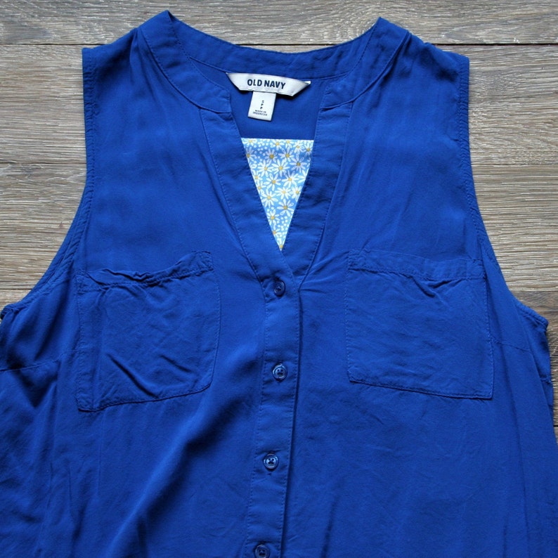 Reversible Neckline Insert Instant Camisole Modesty Panel Blue Ditsy Daisies White Solid Cami Cover