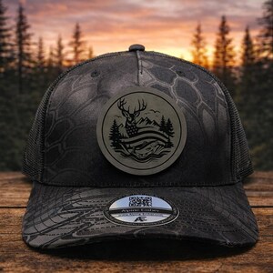 Custom Richardson 112 Patriotic Hunting Deer Patch Trucker SnapBack Hat