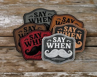 Patch pour chapeau en similicuir, pressé à chaud, moustache Say When