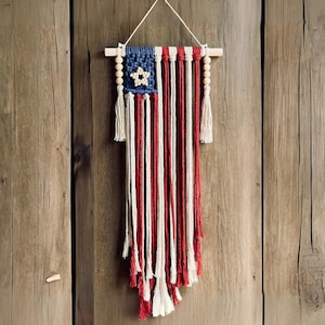 American flag macrame wall hanging, patriotic decor, 4th of july decor, wall hanging with tassels