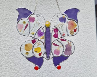 Butterfly with natural dried flowers, stained glass butterfly, window decoration, gift, Mother's Day, spring decoration, home decoration