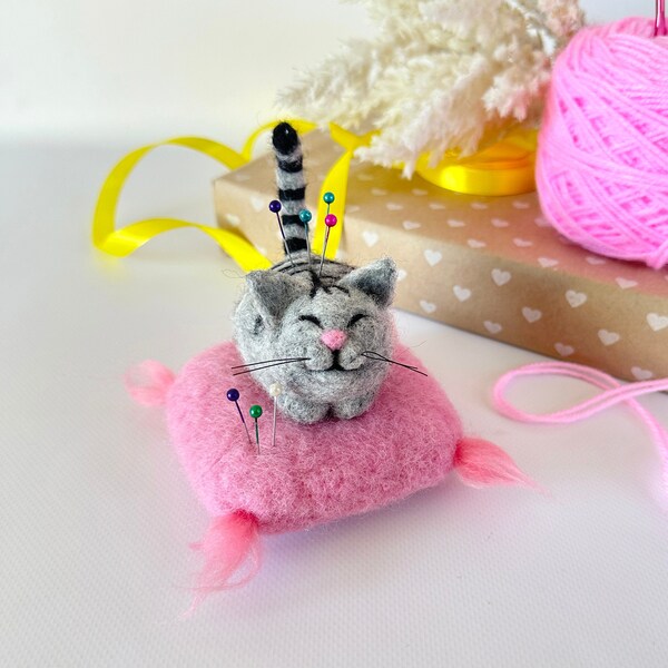 Funny cat on pink pillow big needle pincushion Cute needle felted pin cushion Handmade sewing pin cushion Cat lover gift Mom sewing gifts