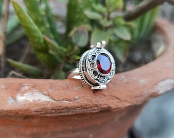 Garnet Box Ring,925 Silver Plated Ring,Poisoner Ring,Valentine Ring,Handcraft Rings ,Box Box Rings halloween gifts,christmas  gift