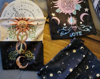 Velvet Tarot Card Pouch: Crystal & Dice Storage Drawstring Bag