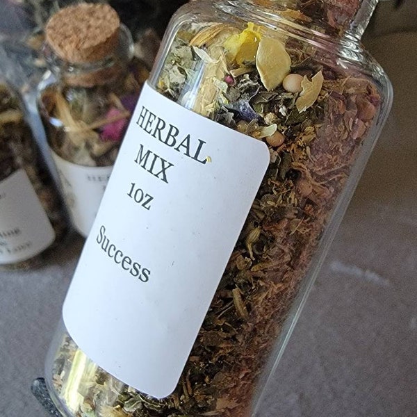 Roots and herb mixes for fixing candles, rituals, incense