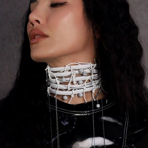 White Leather Choker, Leather Choker Necklace, Collar Choker, Leather Choker Collar, Chain Necklace, Charm Necklace, Handmade Jewelry