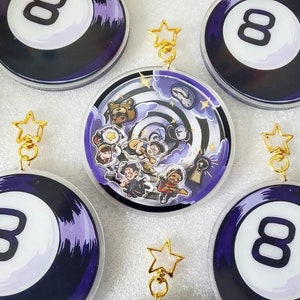 Magic 8 Ball 4" Acrylic Shaker Charm