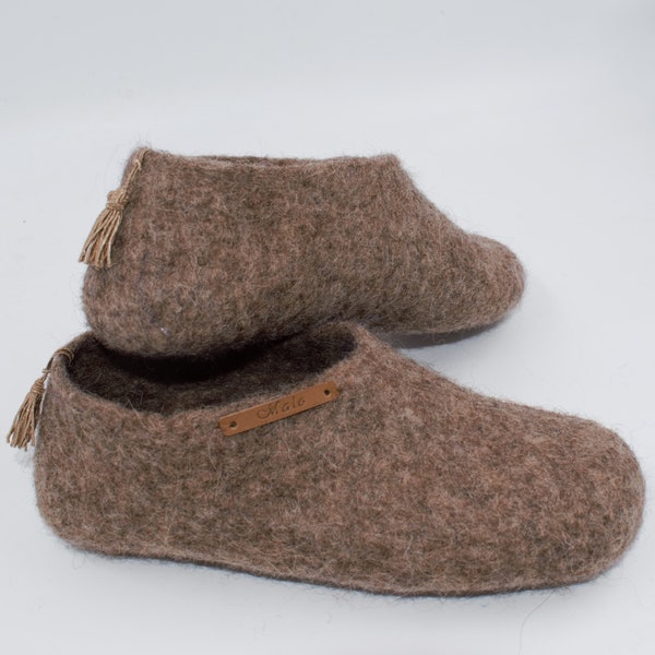 Cozy Handmade Felted Wool Slippers:Natural-Colored Clog Style with golden tassels.