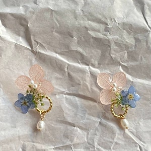 Handmade preserved fresh flowers earrings