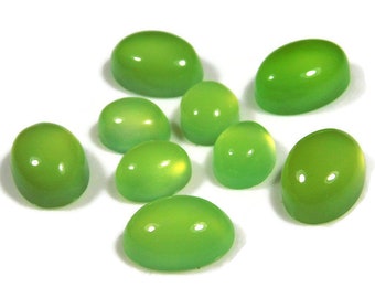 AAA Apple Green Chalcedony Cabochon: Oval Gemstone (4x6 to 25x30mm)