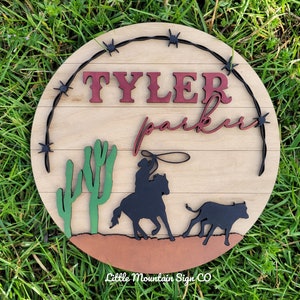 Western Cowboy Roping Calf Name Sign, Personalized Nursery Round Sign, Shiplap, Cactus, Barbwire, boy Sign, Horse, Rodeo, Baby Announcement