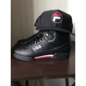 Fila F-13 Sneaker w/ Fila Hat