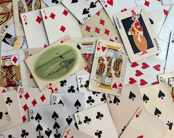 40 vintage playing cards / Random selection / Perfect for trading, collages, ephemera, decorating, gifts, crafts, game night